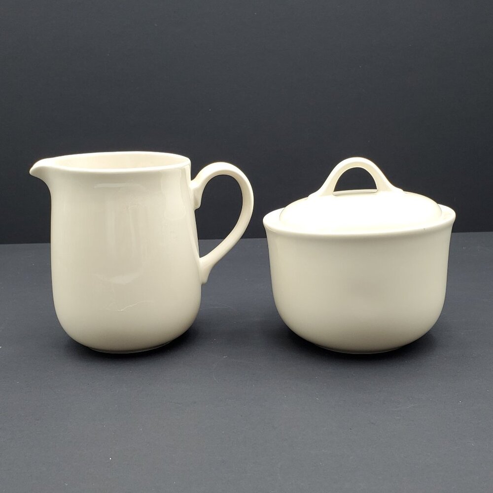 Corningware Sandstone Beige Creamer and Sugar Bowl with Lid